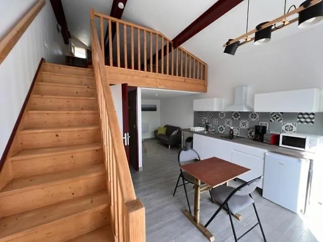 Le Phare アパート *